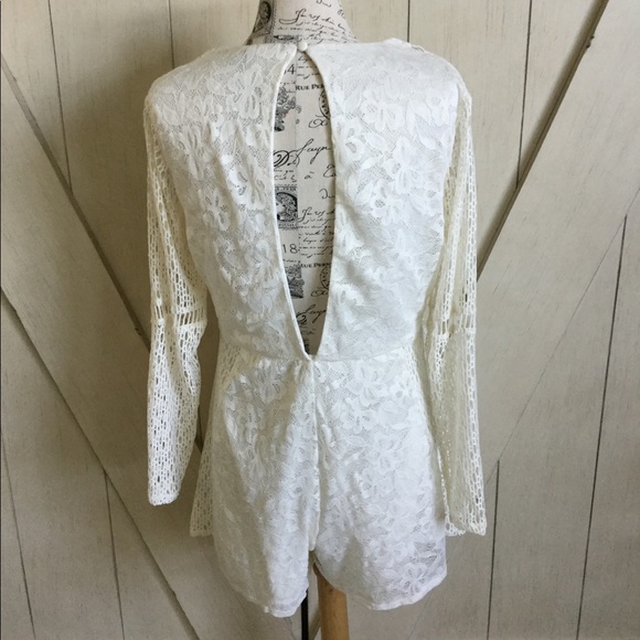 ❄️ASOS White Lace Laser-Cut Romper❄️ - Picture 6 of 8
